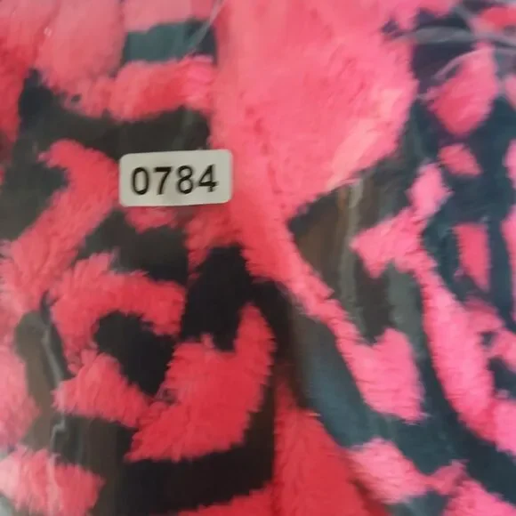 Victoria’s Secret PINK Robe XS/S Logo Plush Hot Pink Black Belted Fleece Sleepwe - Picture 8 of 8